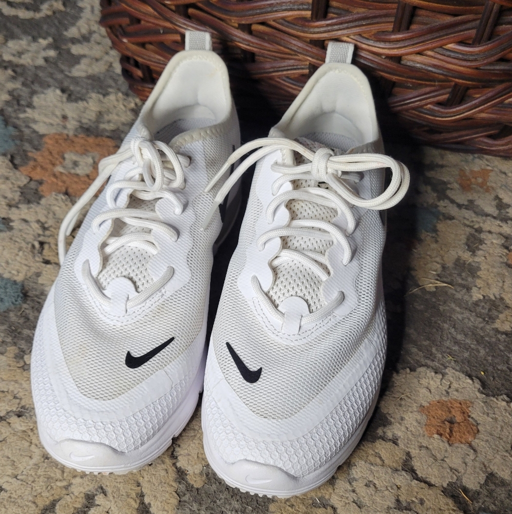 Nike Airmax Women's size 5.5